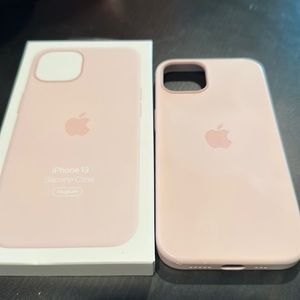 COPY - Apple iPhone 13 silicone case heavily used